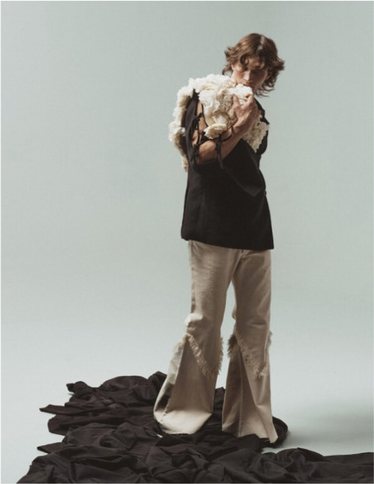 Fashion story for Schön! Magazine: styled hair and natural grooming